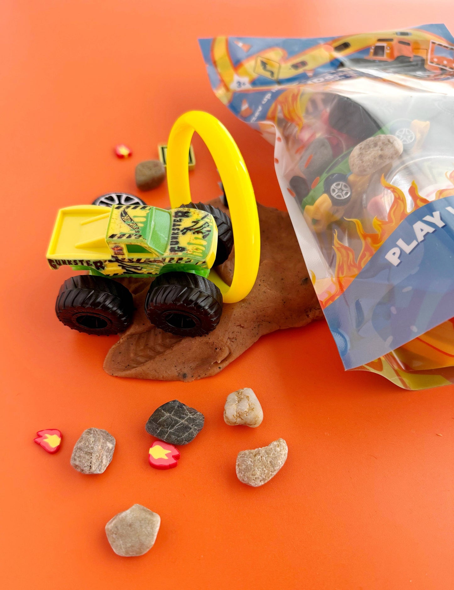 Monster Truck KidDough Play Kit (Root Beer)