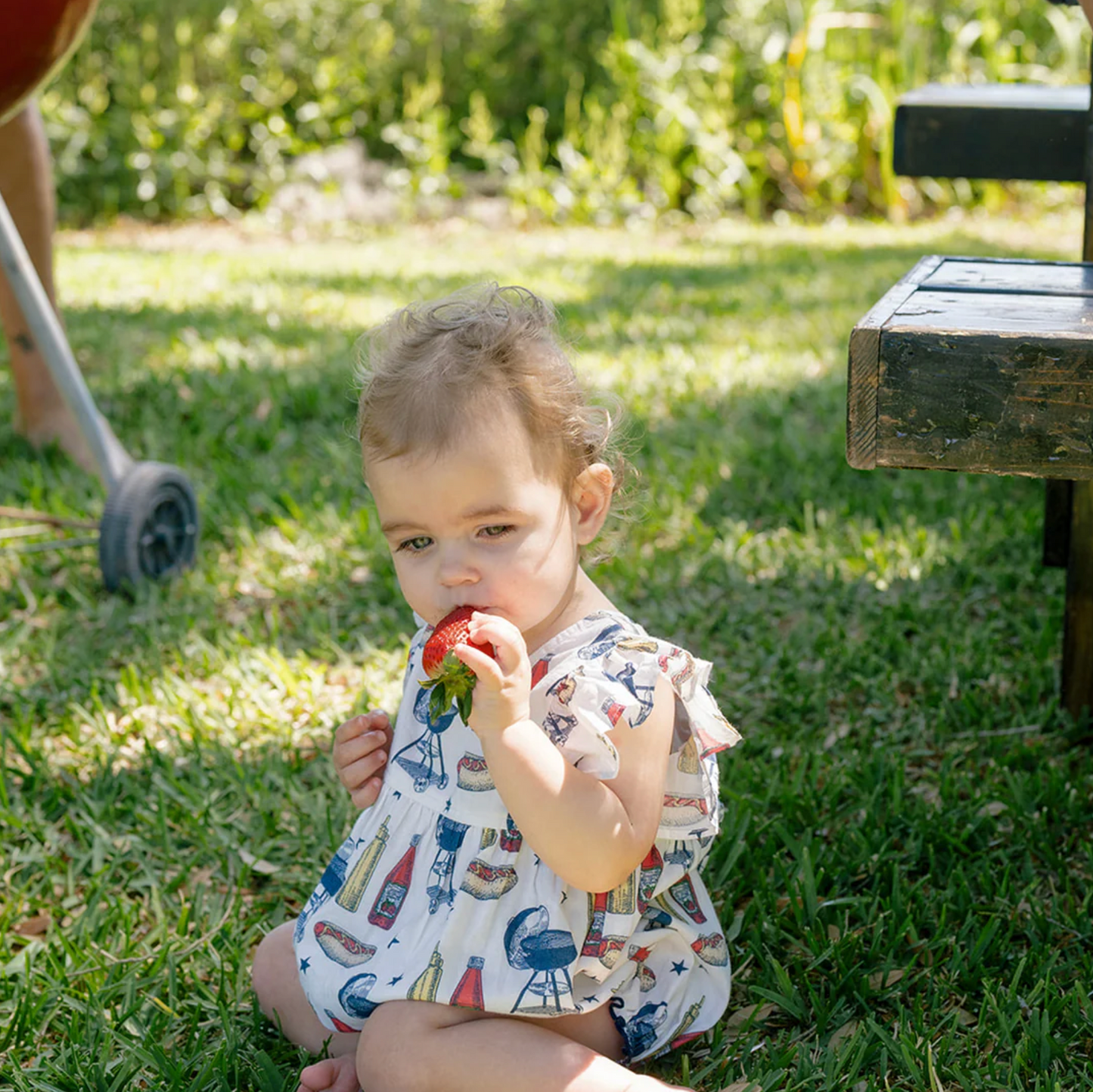 Pink Chicken Grilling Out Elsie Bubble