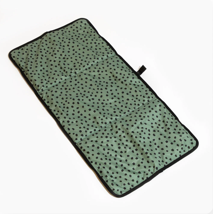 Sage Dapple Dot Changing Mat