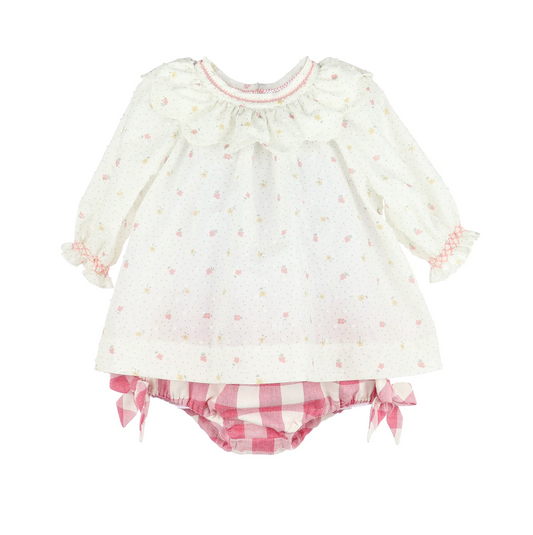 Prim & Pint-Sized Pink Ruffle Float