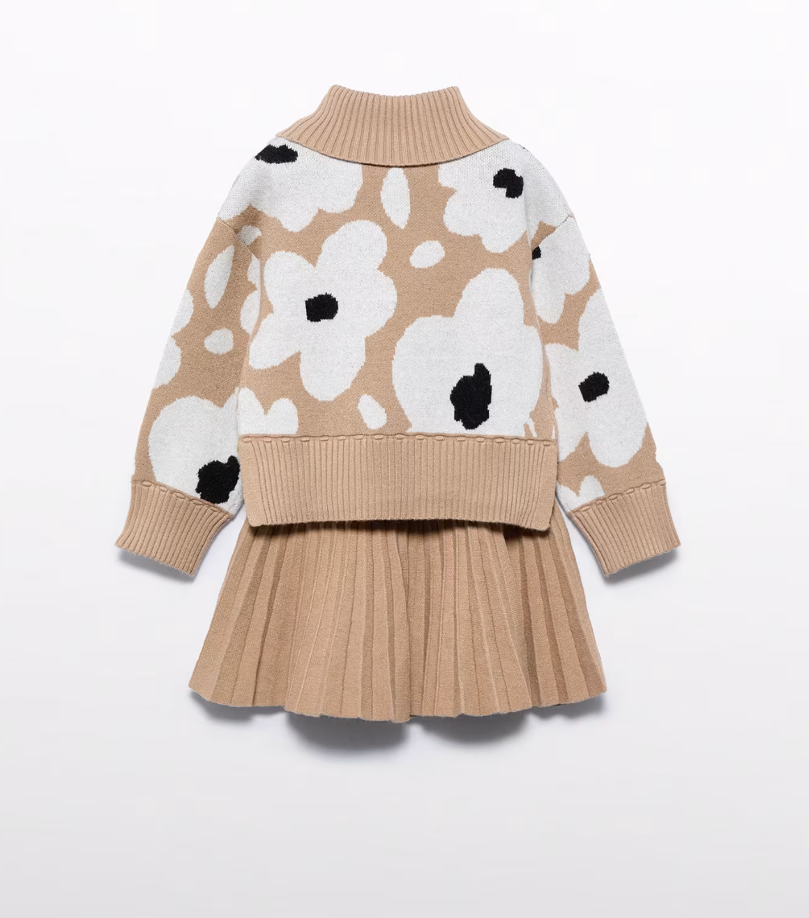 Pleated Knit Skirt Set