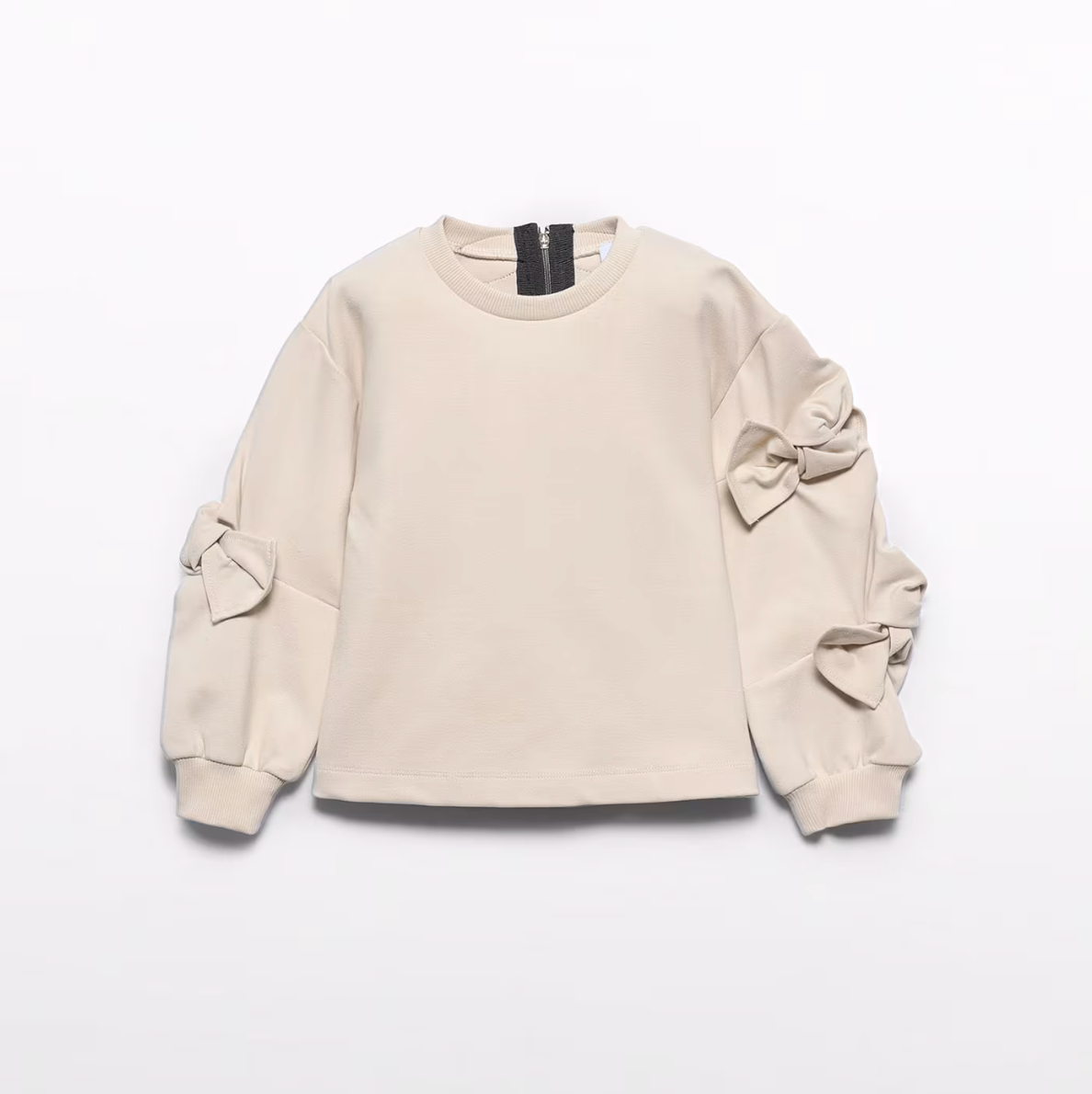 Pullover With Bow Details