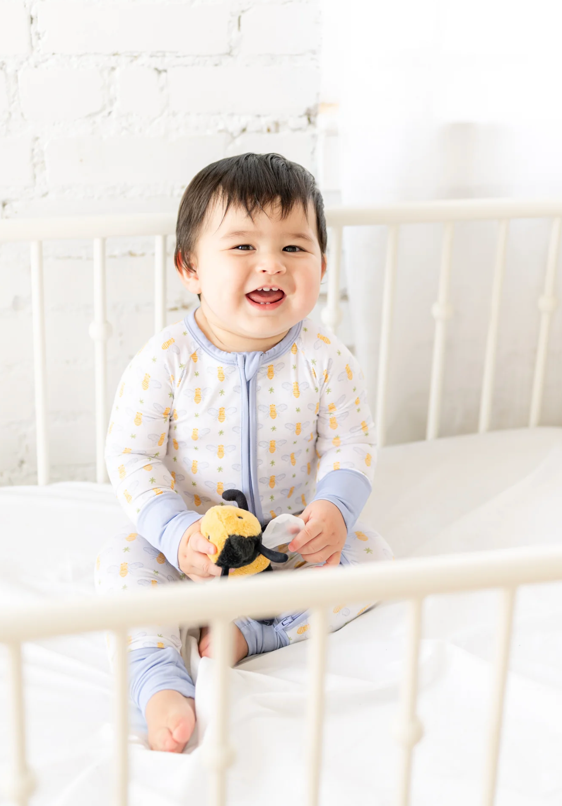 Bumble Convertible Zippy