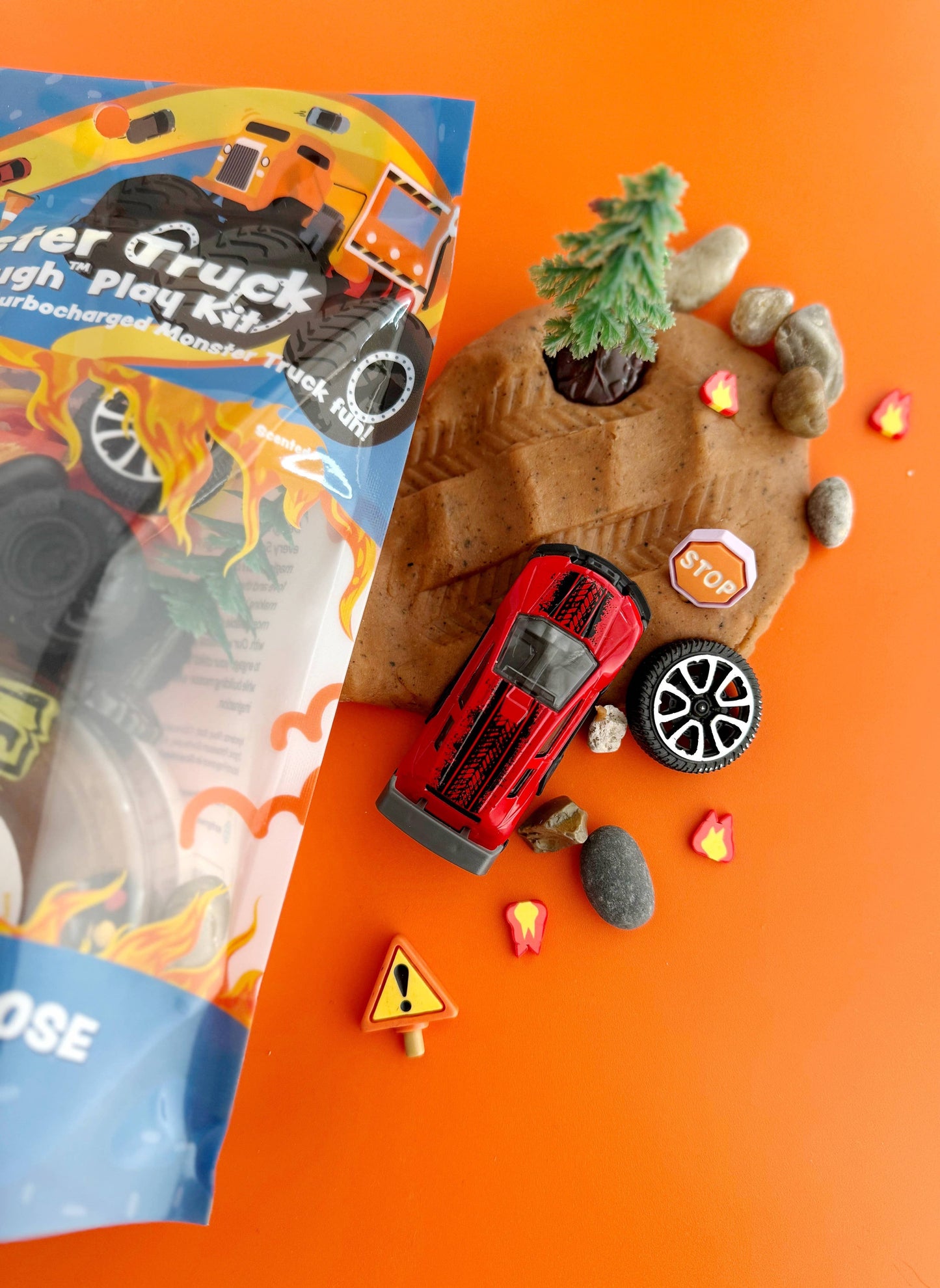 Monster Truck KidDough Play Kit (Root Beer)